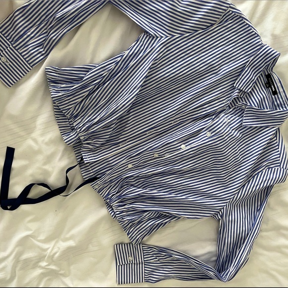 Cute collared summer button up with ribbon ties - Picture 1 of 4